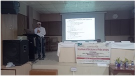 Prof. Sivaji Chakravorti delivering his talk