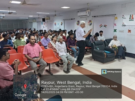 Prof. Sivaji Chakravorti delivering his talk