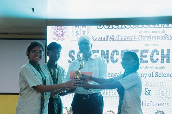 President WAST in the valedictory session