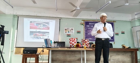 The audience listening to the captivating lecture by Prof. D. Bhattacharjee