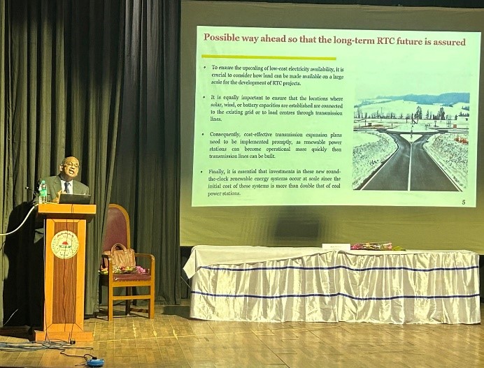 Prof. Pulak Sengupta interacting with the participants